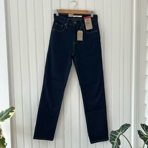 Levi’s Women’s 724 High Rise Straight Leg Jean Size 26 cast shadows color